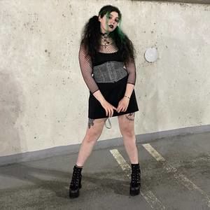 Meet your Posher, Bella